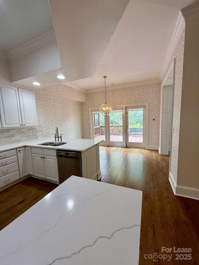 Building Photo - 1806 Asbury Hall Ct