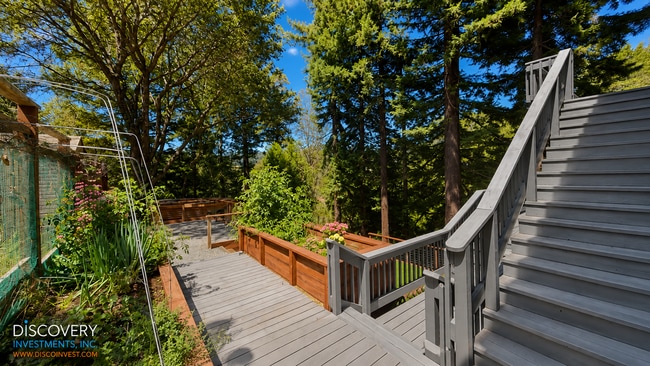 Building Photo - 6323 Girvin Dr