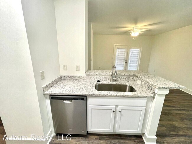 Building Photo - 1 br, 1 bath House - Condos at Mill Creek ...