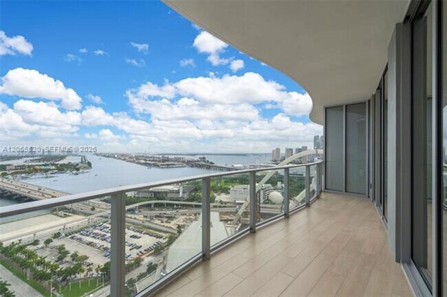 Building Photo - 1400 Biscayne Blvd