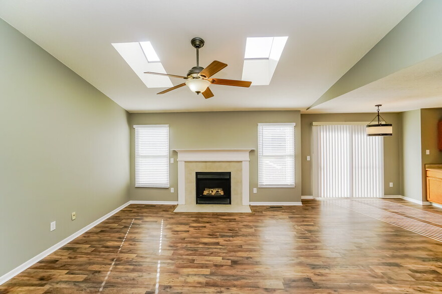 Building Photo - 2627 Winningwillow Dr