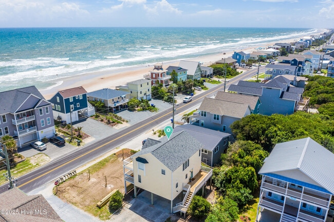 Building Photo - 1401 S Shore Dr
