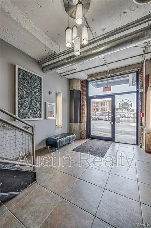Building Photo - 1619 Washington Ave