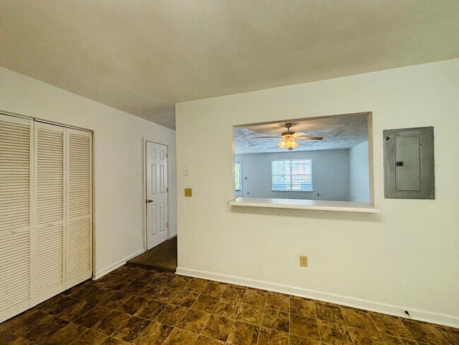 Building Photo - 1429 Christine Ct