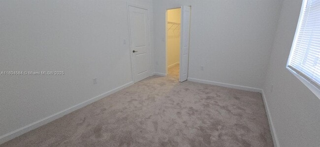 Building Photo - $2,500 1162 SE 1st Ter