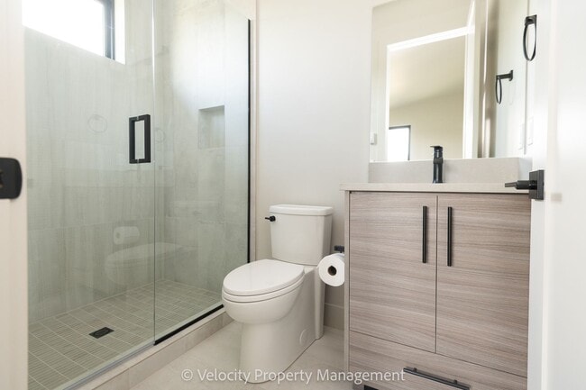 Building Photo - Brand New Westside Townhome!