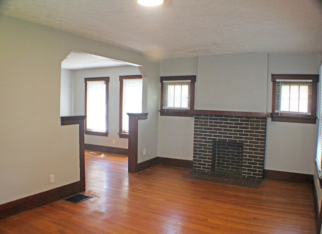 Building Photo - Dwight Ave House:New Year, New Home: 50% O...
