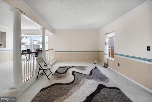 Building Photo - 4101 La Mauricie Loop