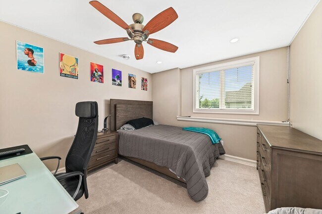 Building Photo - 1626 Twisted Oak Ct