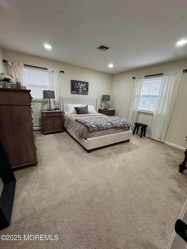 Building Photo - 515 Jamaica Blvd