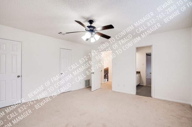 Building Photo - 3924 Coronado Dr