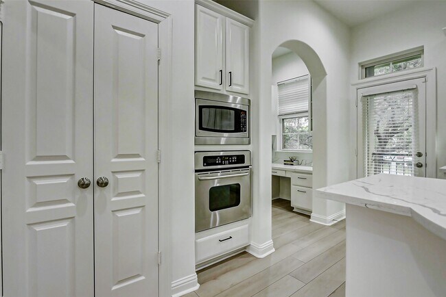 Building Photo - 5 Versante Ct