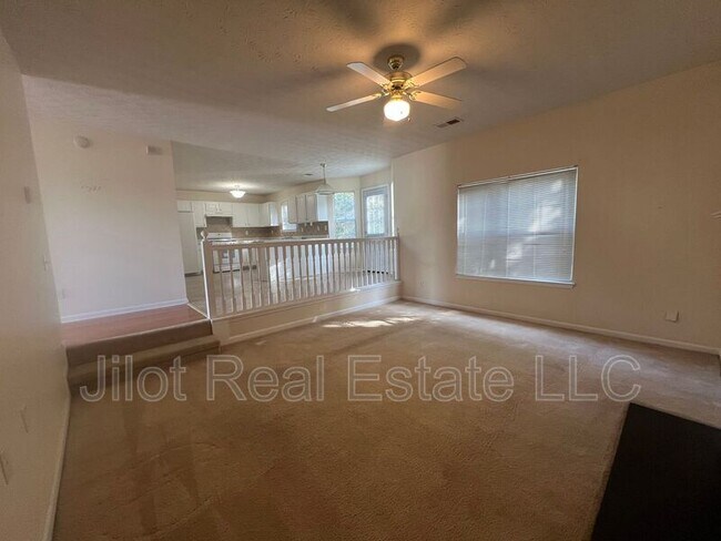 Building Photo - 1640 Bennett Dr