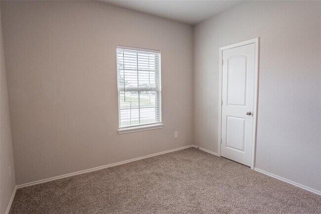 Building Photo - 21003 Seneca Willow Wy