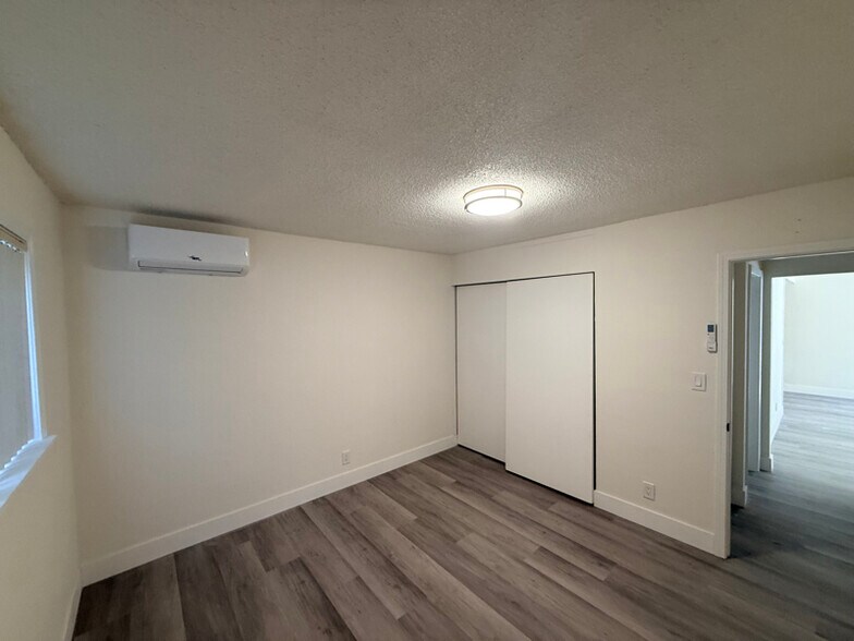 Building Photo - 632 Abbey Ln