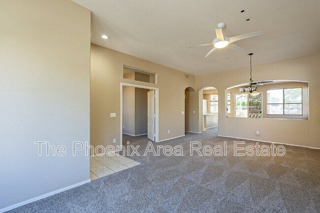 Building Photo - 7237 E Gallego Ln