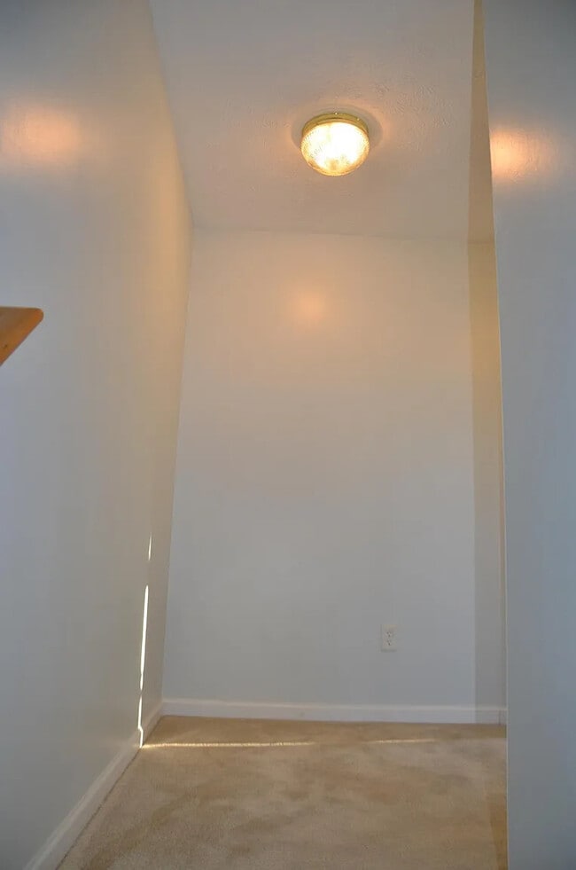 Building Photo - 311 Emerson Ln