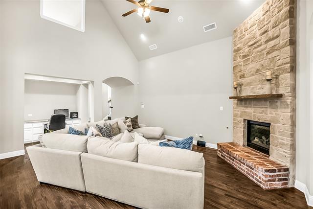 Building Photo - 6913 Barolo Dr