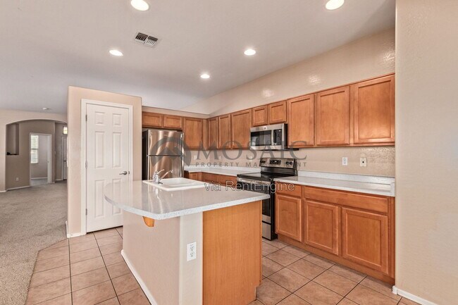 Building Photo - 2317 S 88th Dr