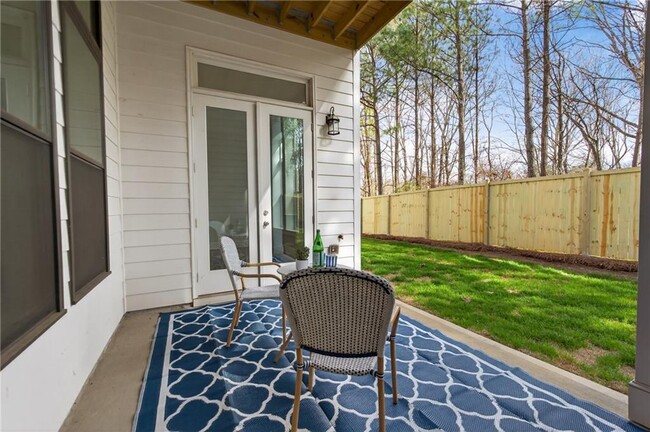 Building Photo - 687 Stickley Oak Way
