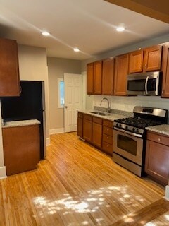 Building Photo - 1055 Cumberland St