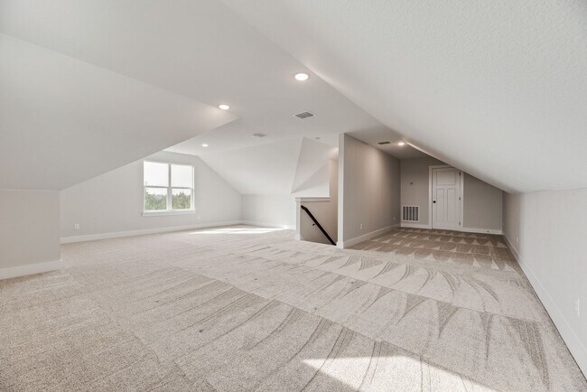 Building Photo - Lovely Custom Home in Beautiful Nevada!