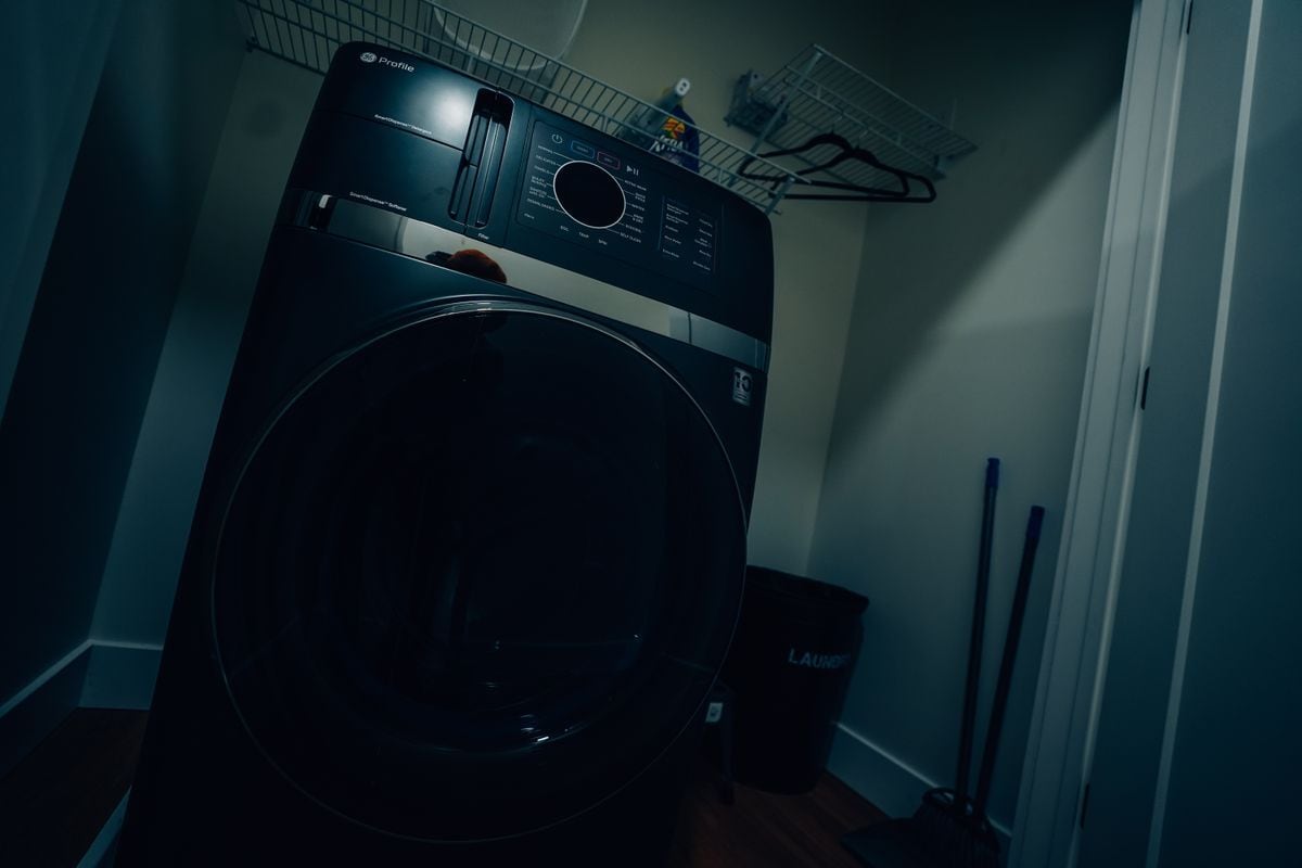 Building Photo - 110 Hotel St