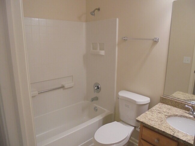 Building Photo - 4234 Savoy Ln