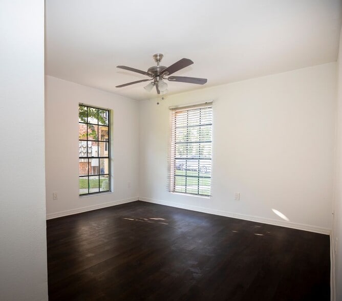 Building Photo - 8711 Fancy Finch Dr