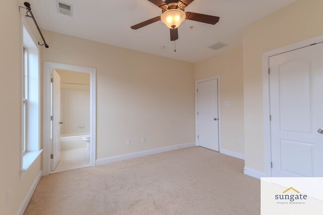 Building Photo - 11227 Terrace Ln