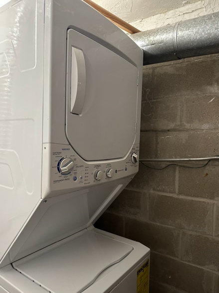 Building Photo - 23 Ward St