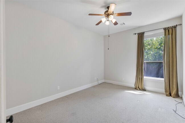 Building Photo - 12927 Freemont Peak Ln