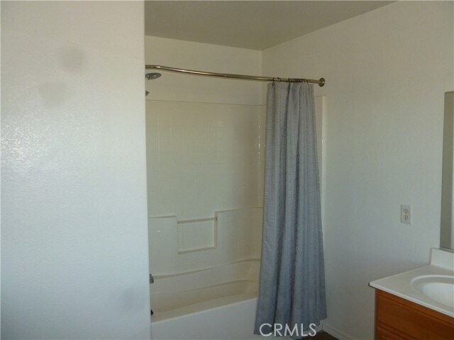 Building Photo - 9349 Golden Lantern Rd