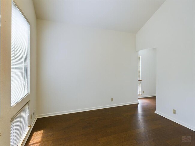 Building Photo - 1735 Spyglass Dr
