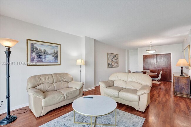 Building Photo - 3000 S Ocean Dr