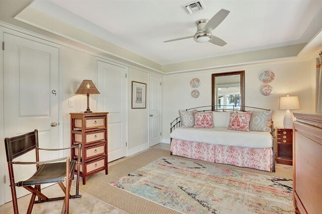 Building Photo - 2000 S Ocean Ln