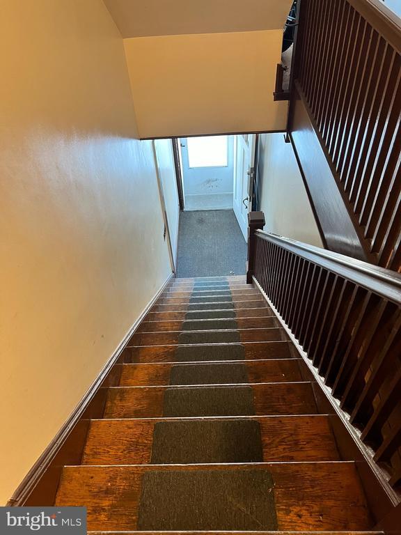 Building Photo - 502 S Main St