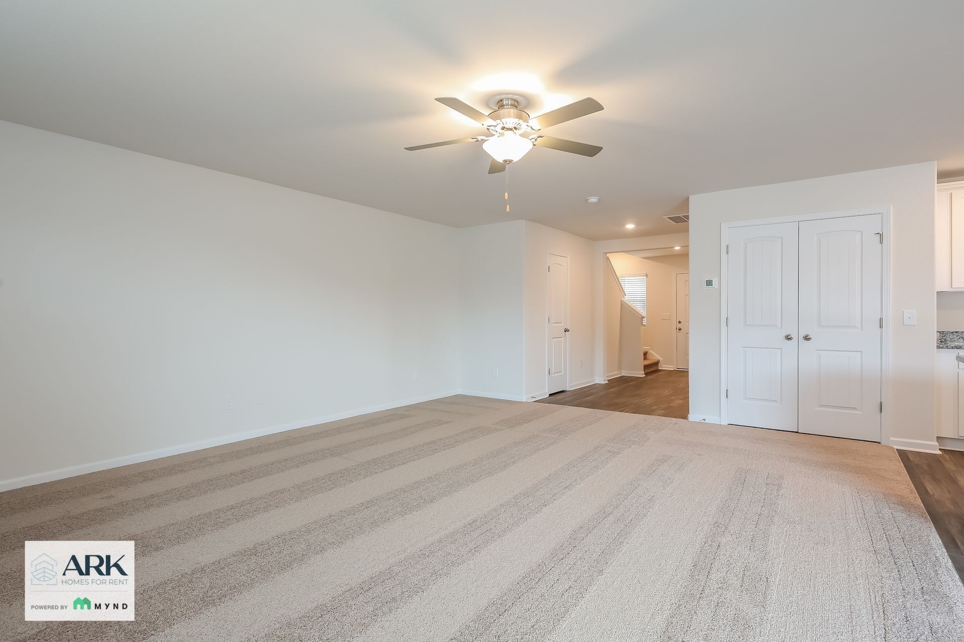 Building Photo - 2169 Southlea Dr
