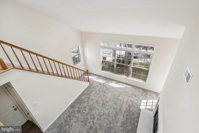 Building Photo - 2224 Springwood Dr