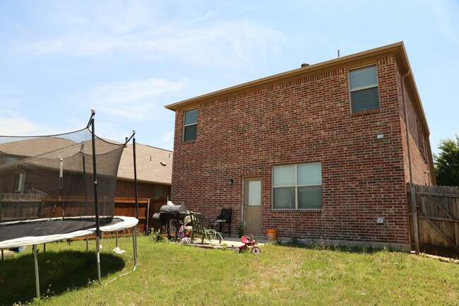 Building Photo - 2861 Houston Wood Dr