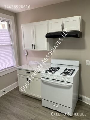 Building Photo - 3038 Brighton St