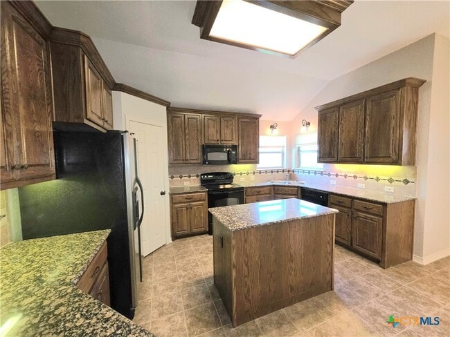 Building Photo - 5020 Sean Patrick Glen