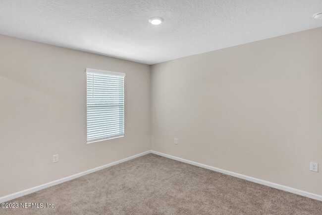 Building Photo - 86848 Mainline Rd