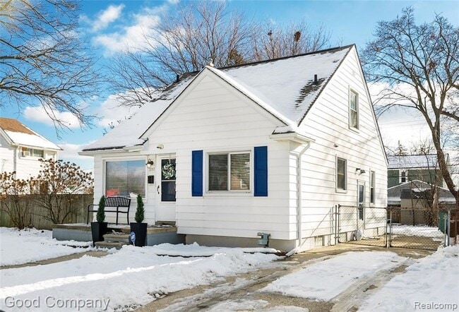 Building Photo - 1197 Catalpa Dr