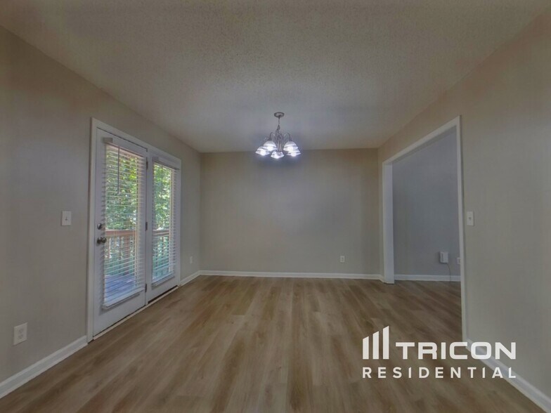 Building Photo - 699 Creek Stone Dr