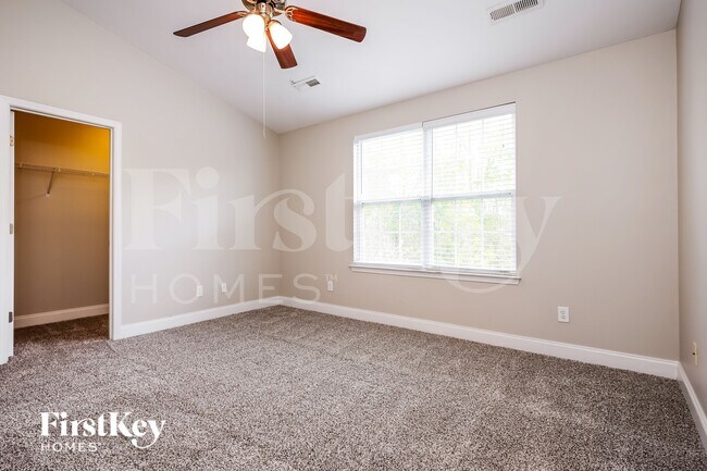 Building Photo - 7840 Expedition Dr