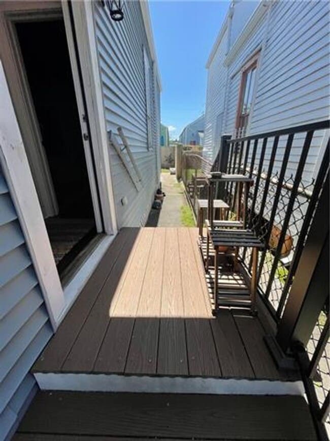 Building Photo - 2932 St Ann