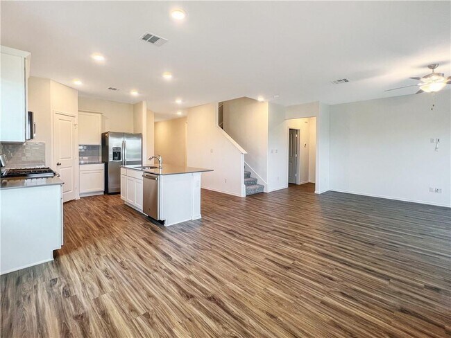 Building Photo - 1225 Toyah Dr