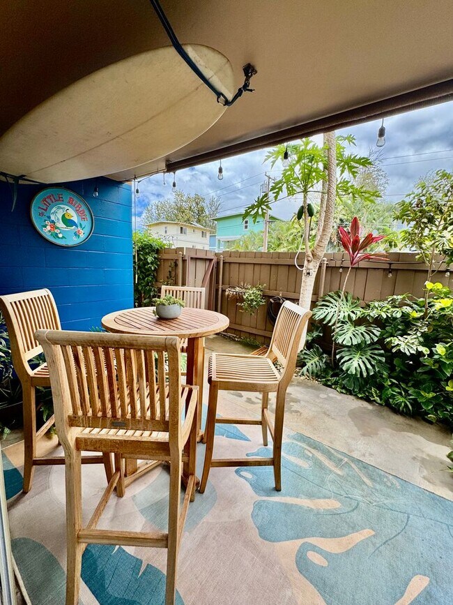 Building Photo - Available Now | Fully Furnished 1 Bedroom,...