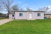 Building Photo - 1531 N Indianapolis Ave